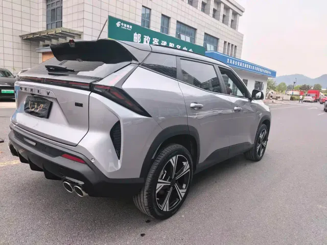 Geely Boyue — Фото автомобиля 12