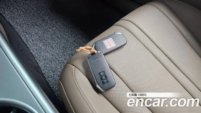 Kia K8 Hybrid — Фото автомобиля 21
