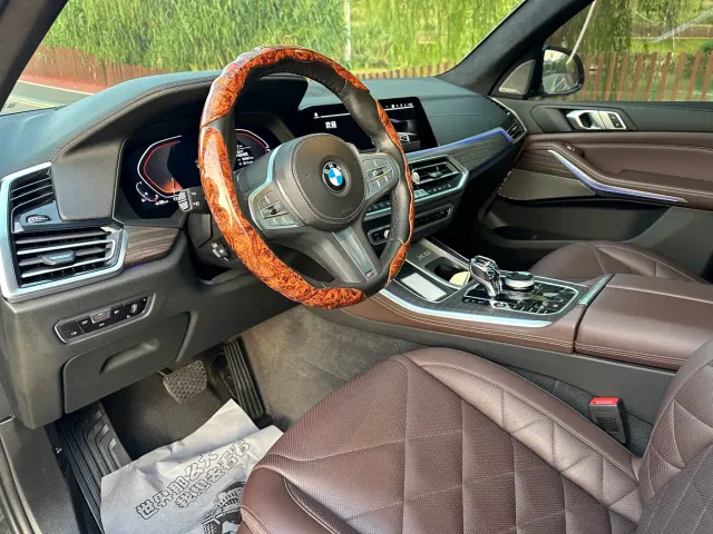 BMW X5 — Фото автомобиля 6
