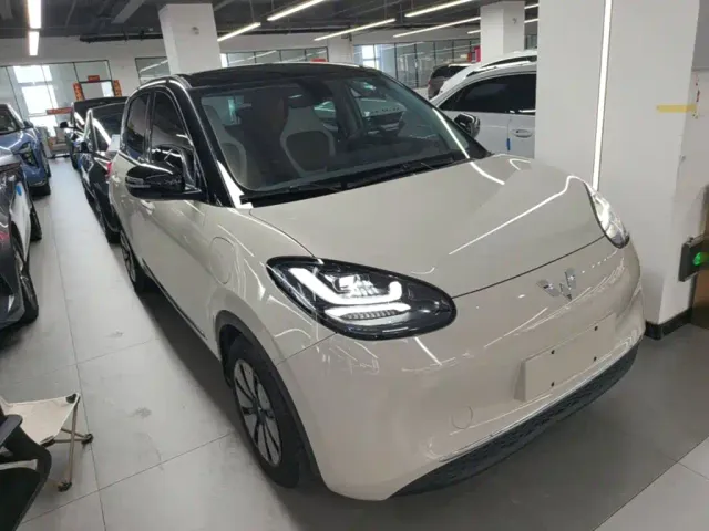 Wuling Bingo — Фото автомобиля 3