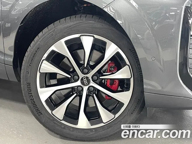 Audi Q3 TFSI quattro S Line Black Edition — Фото автомобиля 9
