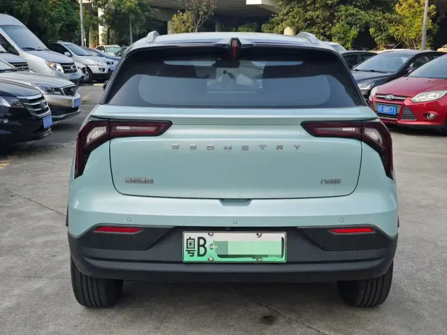 Geely Geometry E Firefly — Фото автомобиля 5