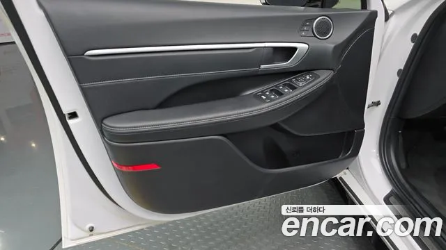 Hyundai Sonata — Фото автомобиля 22