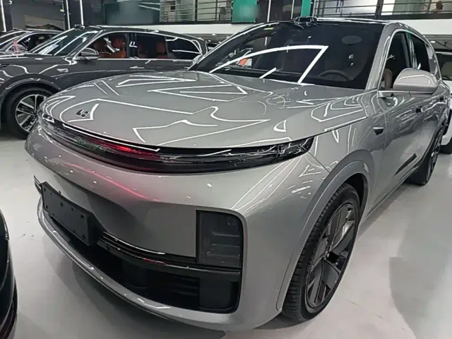 Фотография автомобиля — Li Auto L7