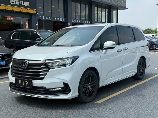 Фотография автомобиля — Honda Odyssey