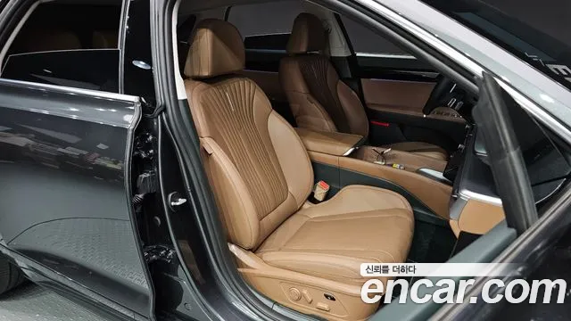 Hyundai Grandeur GN7 — Фото автомобиля 16