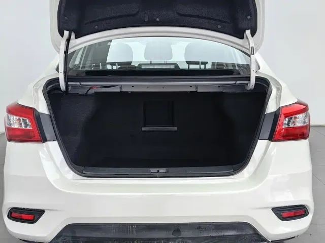Nissan Sylphy — Фото автомобиля 16