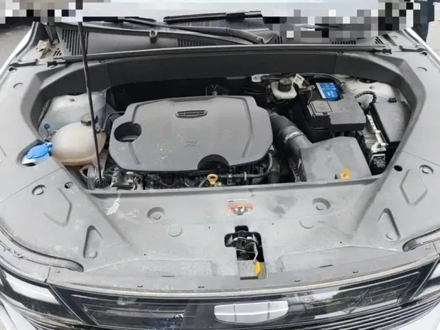 Geely Boyue L — Фото автомобиля 23