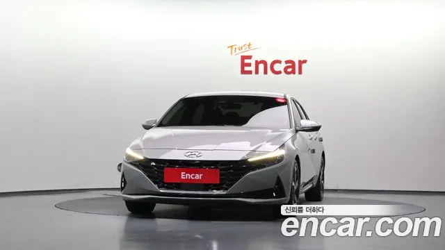 Hyundai AVANTE Avante (CN7) — Фото автомобиля 3