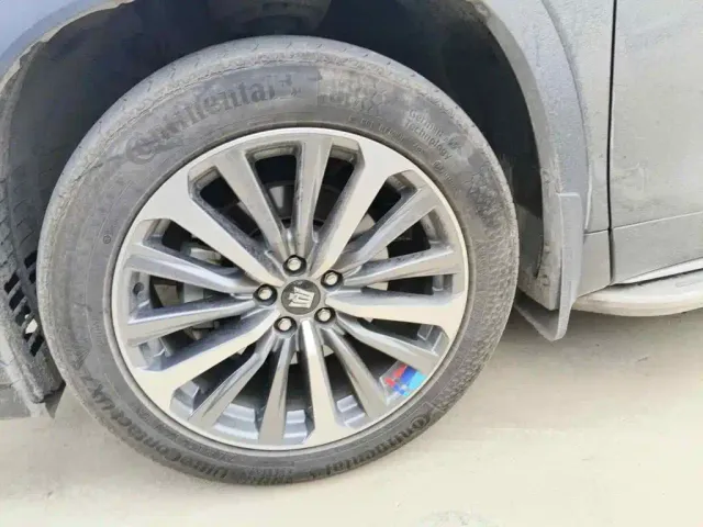 Toyota Crown Kluger — Фото автомобиля 7