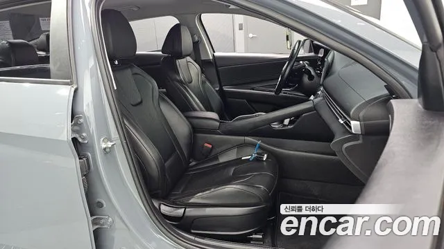 Hyundai Avante CN7 — Фото автомобиля 12
