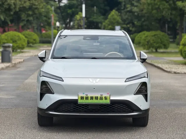 Wuling Starlight S — Фото автомобиля 3