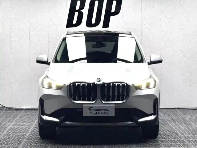 BMW X1 — Фото автомобиля 2