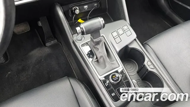 Kia Sportage Sportage 5-е поколение Дизель 2.0 4WD — Фото автомобиля 9