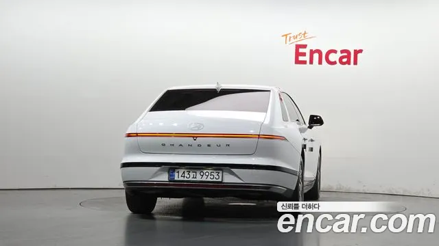Hyundai Grandeur GN7 — Фото автомобиля 4