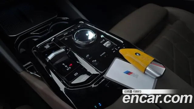 BMW 5-Series — Фото автомобиля 9