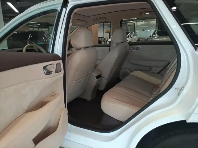 Shangjie SUV — Фото автомобиля 10