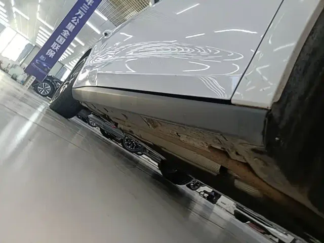 BYD Qin L — Фото автомобиля 20