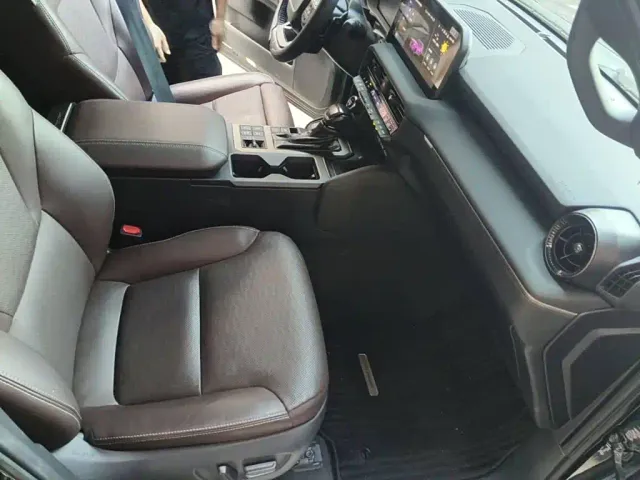 Toyota Prado — Фото автомобиля 13