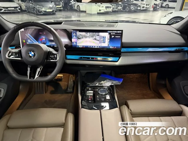BMW 5 Series G60 — Фото автомобиля 7