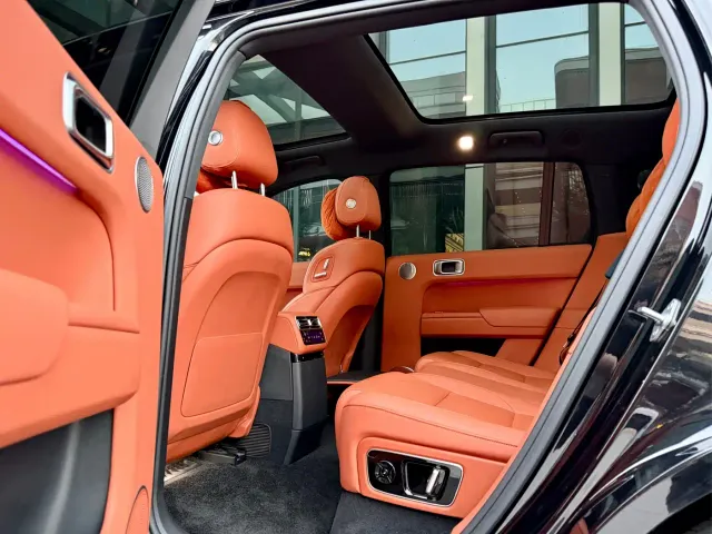 Li Auto L7 — Фото автомобиля 7