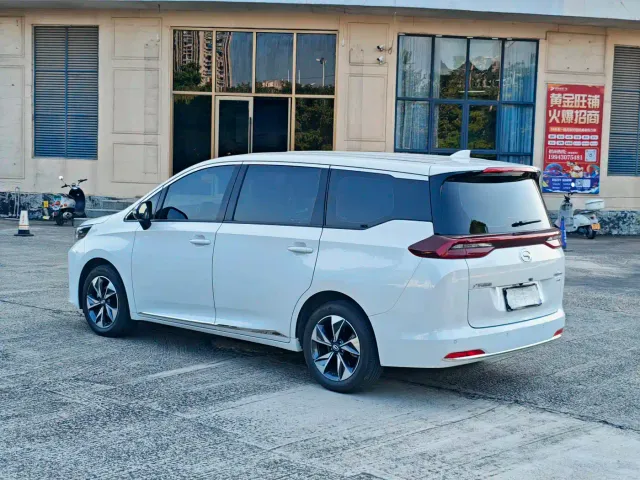 GAC Trumpchi M6 — Фото автомобиля 25