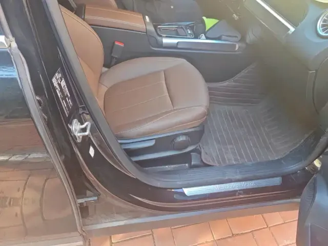 Mercedes-Benz GLB-Class — Фото автомобиля 8
