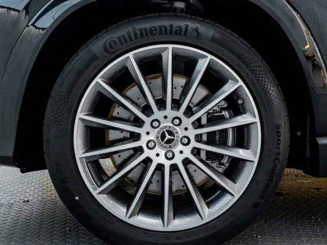 Mercedes-Benz GLE-Class — Фото автомобиля 10