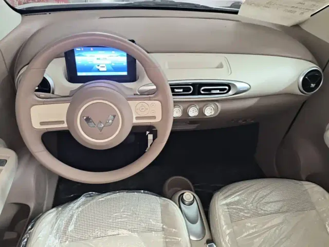 Wuling Hongguang Mini EV — Фото автомобиля 9