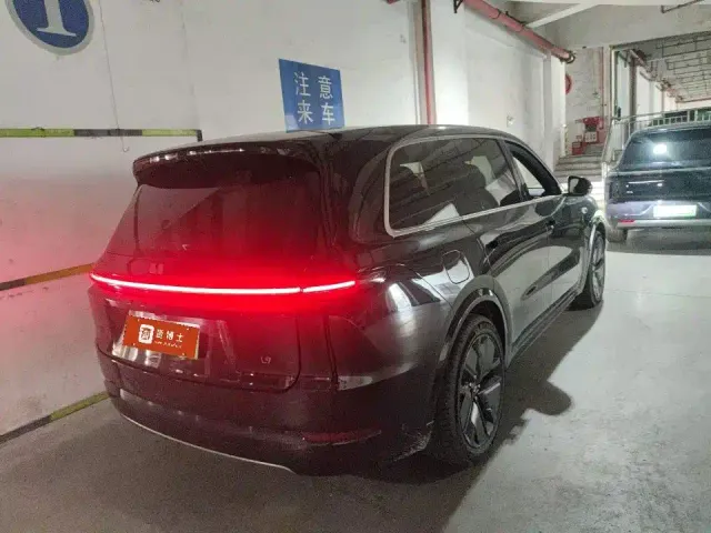 Li Auto L9 — Фото автомобиля 2