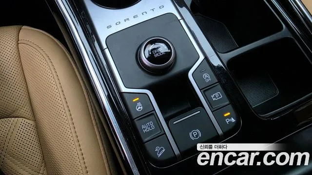 Kia Sorento Sorento 4-е поколение Бензин 2.5T 2WD — Фото автомобиля 15