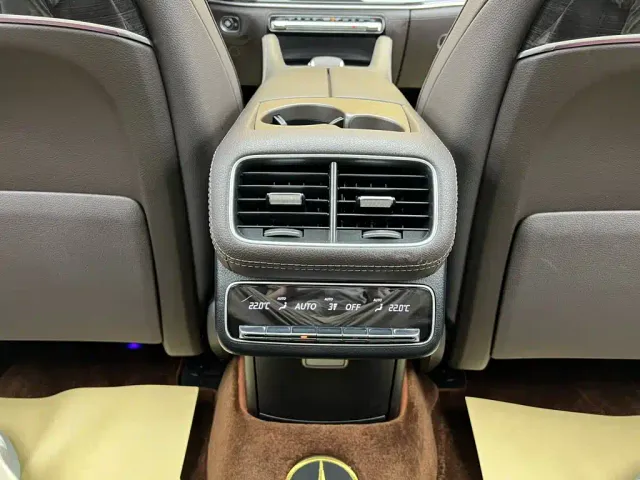 Mercedes-Benz GLS-Class — Фото автомобиля 29