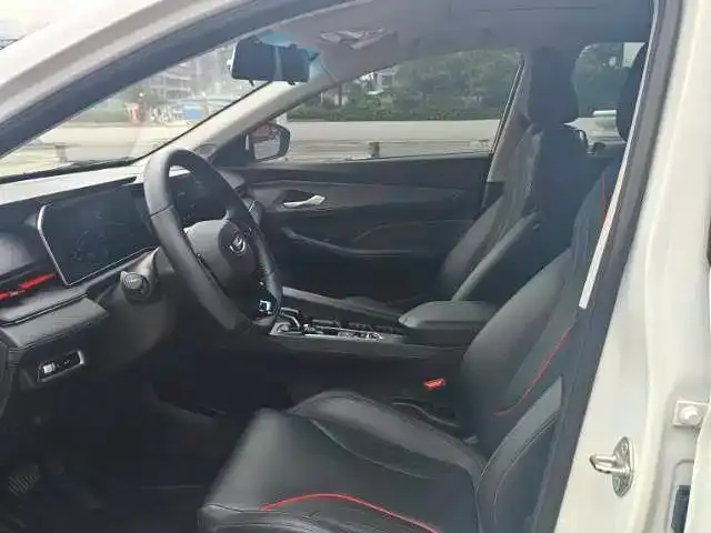 Geely Binrui — Фото автомобиля 4