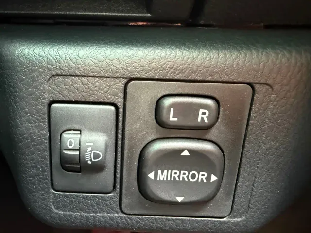 Toyota YARiS L Zhi Xuan 2022 1.5L CVT Leading PLUS Edition — Фото автомобиля 12