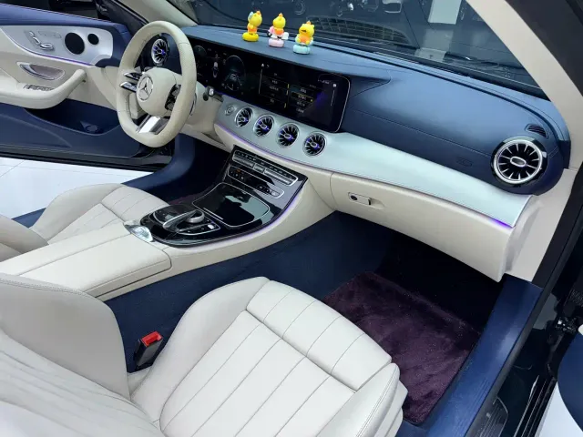 Mercedes-Benz E-Class — Фото автомобиля 19
