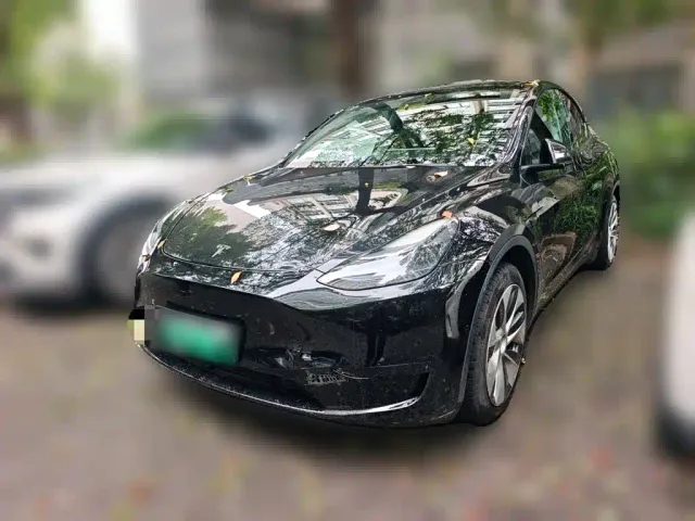 Фотография автомобиля — Tesla Model Y