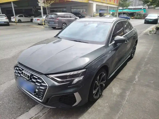 Фотография автомобиля — Audi A3