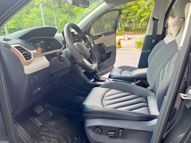 Volkswagen Tharu — Фото автомобиля 6