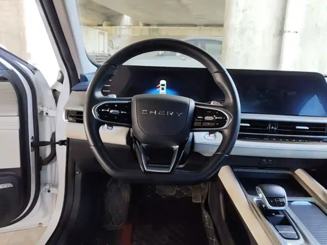 Chery Arrizo 8 — Фото автомобиля 10