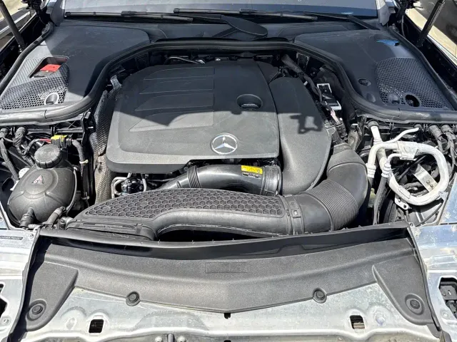 Mercedes-Benz E-Class — Фото автомобиля 16