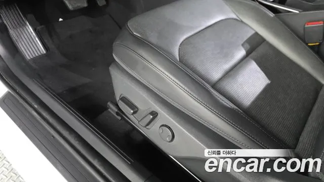 Kia Niro The All New — Фото автомобиля 30
