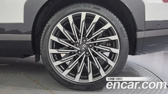 Hyundai Santafe Santa Fe (MX5) Бензин 2.5T 4WD — Фото автомобиля 19