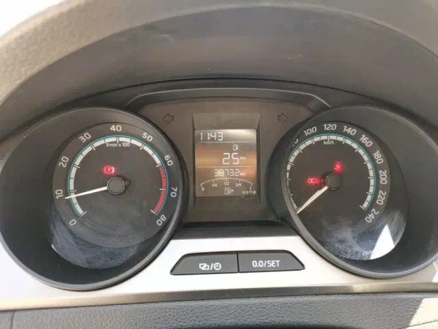 Skoda Rapid — Фото автомобиля 7