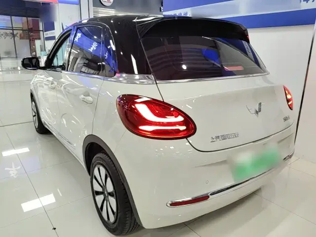 Wuling Bingo — Фото автомобиля 4