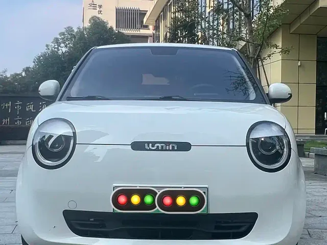 Changan Lumin — Фото автомобиля 5