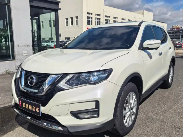 Фотография автомобиля — Nissan X-Trail