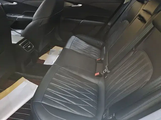 Changan Qiyuan A05 — Фото автомобиля 16