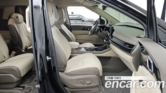 Kia Canival Новый Carnival 4 поколение Бензин 9 мест Hi-Limousine — Фото автомобиля 7