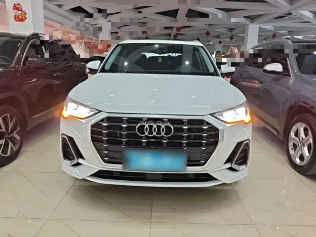 Audi Q3 — Фото автомобиля 2