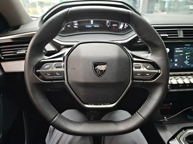 Peugeot 408 — Фото автомобиля 5